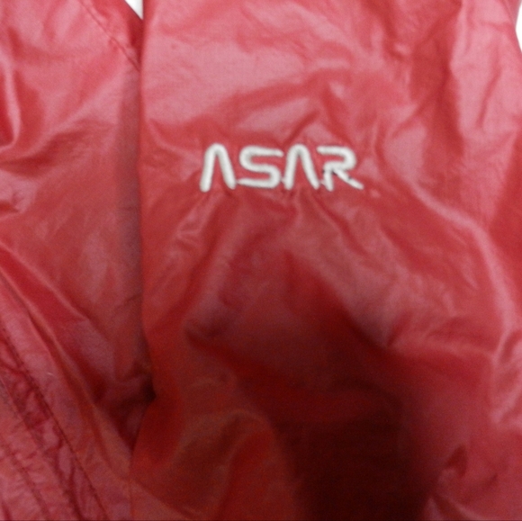 VINTAGE Khumbu ASAR Jacket Mens Size Large Red Mesh Lined Windbreaker Hooded - Picture 3 of 14